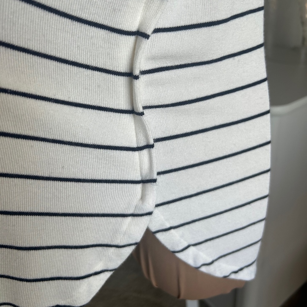 ANN TAYLOR Striped Crewneck Short Sleeve T-Shirt Top Off-white Black Sz MP EUC - Picture 8 of 11